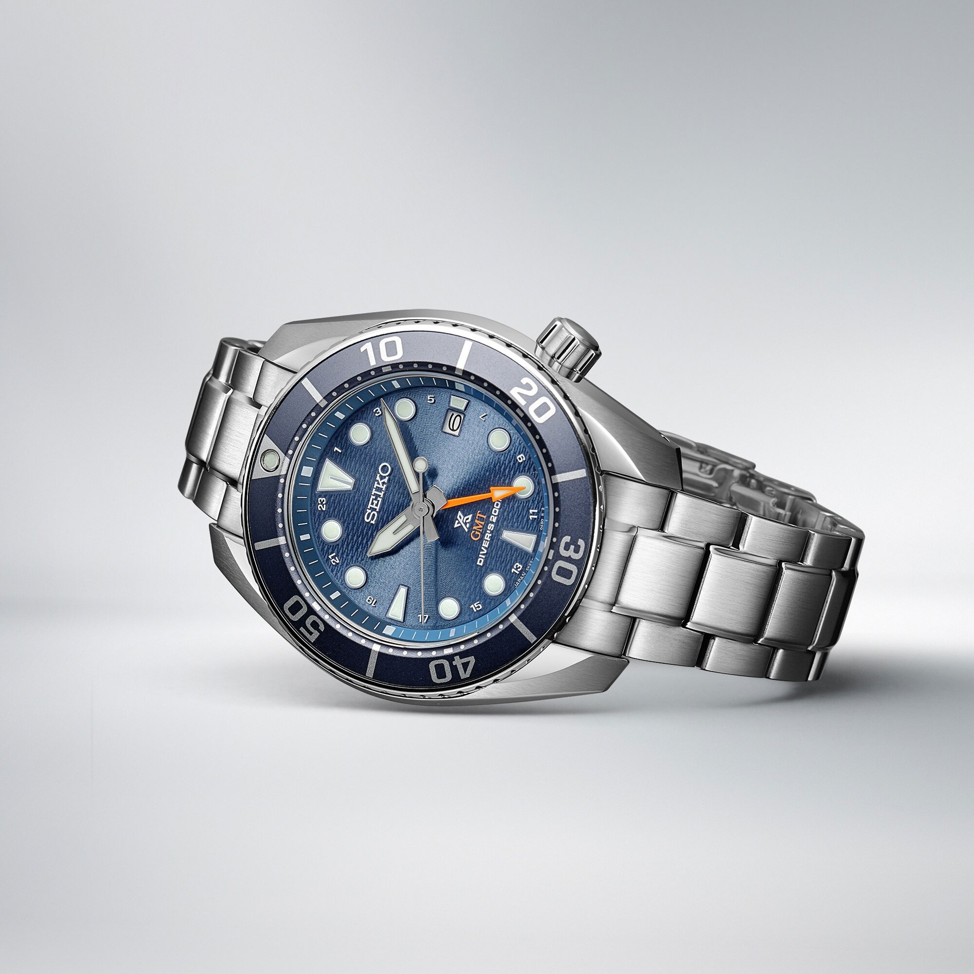 Seiko Prospex GMT Solar "Sumo"